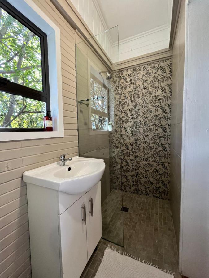 Moonriver Cottage, Prime Lagoon Views & Solar Power Knysna Bagian luar foto
